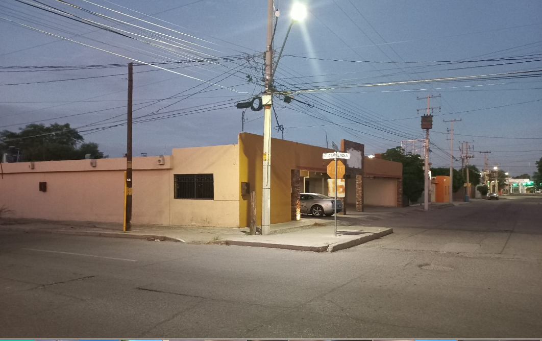Locales comerciales en venta: local en venta con permiso de alcoholes